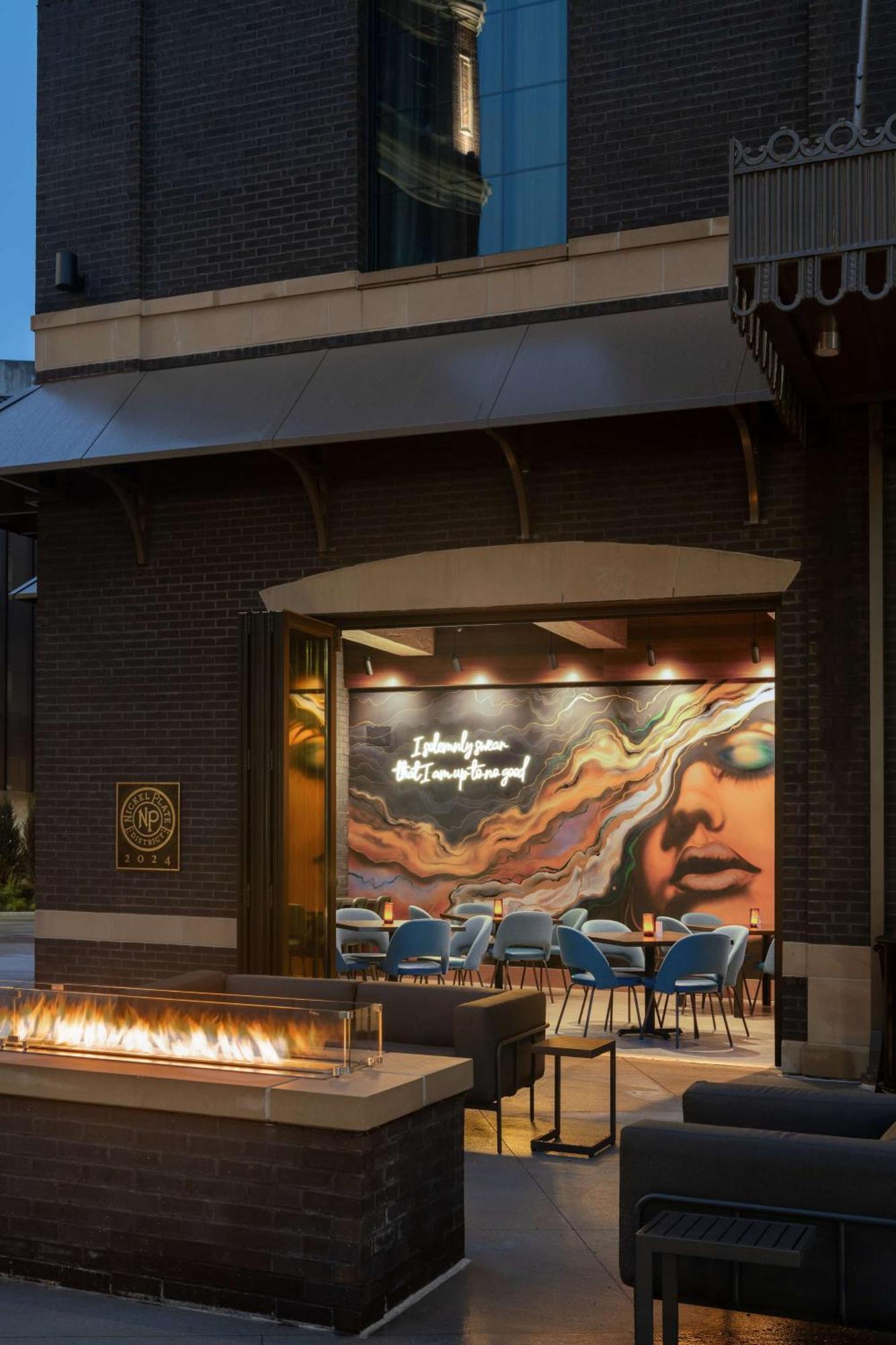 Hotel Nickel Plate Fishers, Tapestry Collection By Hilton Exterior photo