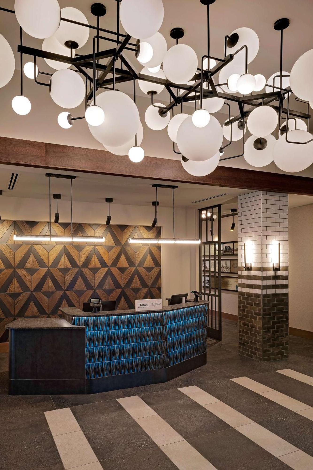 Hotel Nickel Plate Fishers, Tapestry Collection By Hilton Exterior photo